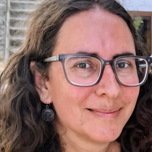 Managing, structuring and organising information and promotional systems for students and staff in languages & mobility